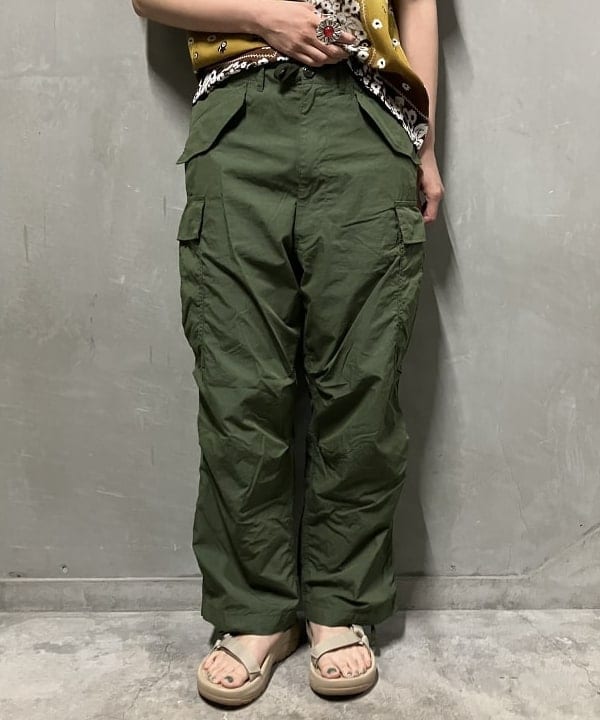 シマダリツコさんの「BEAMS WOMEN｜BEAMS / ビッグ 6ポケット カーゴパンツ」を使ったコーディネート