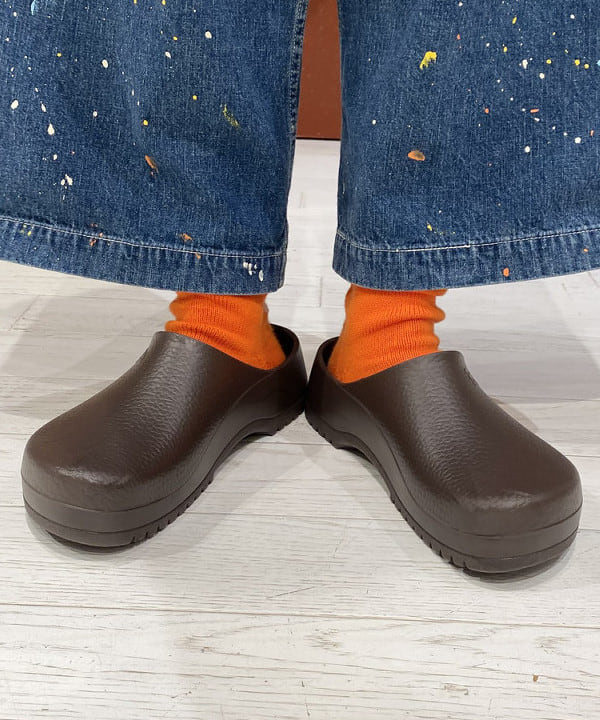 優意さんの「BEAMS WOMEN｜ROSTER SOX × BEAMS BOY / 別注 フラワー & ハート ソックス 24S」を使ったコーディネート