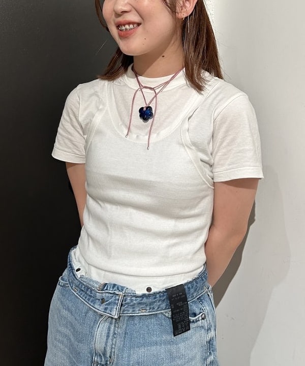安藤 菜央さんの「BEAMS WOMEN｜ボーイ ベーシック Tシャツ」を使ったコーディネート