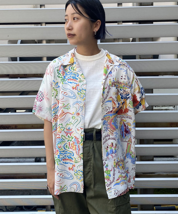 オカモト ミサキさんの「BEAMS WOMEN｜【別注】GREGORY / NICE DAY NEW」を使ったコーディネート