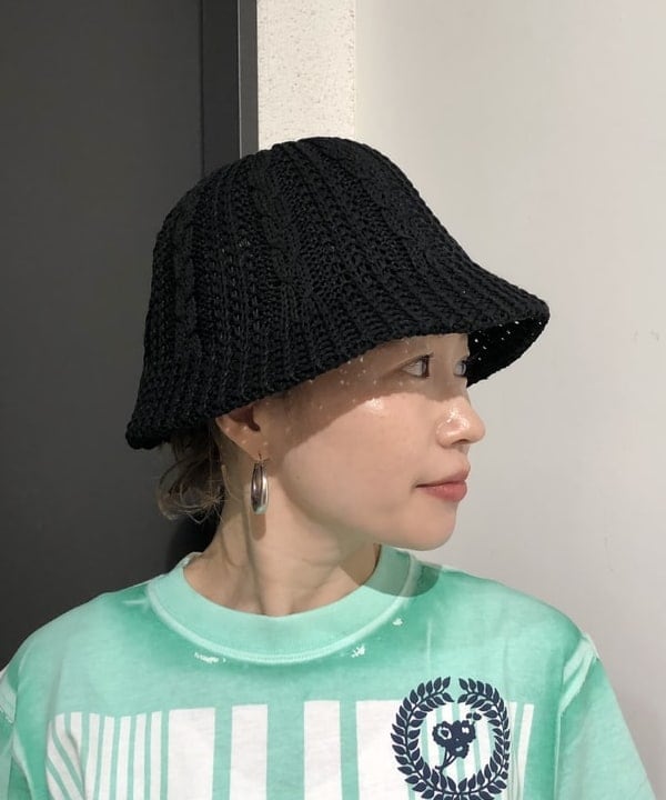 おはぎ(萩原)さんの「BEAMS WOMEN｜MBT / KISUMU CLASSIC」を使ったコーディネート