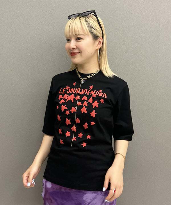 ナカノ アイさんの「BEAMS WOMEN｜noeyedia × Ray BEAMS / サングラス "NE451"」を使ったコーディネート