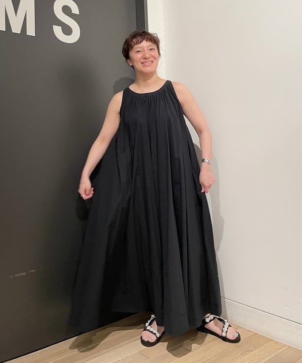 IZUMI MAYUMIさんの「BEAMS WOMEN｜bPr BEAMS / ベーシック アンブレラ 2」を使ったコーディネート