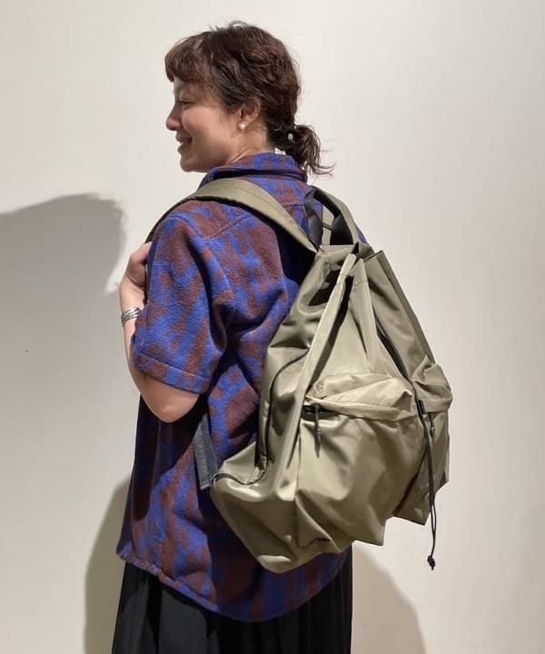 IZUMI MAYUMIさんの「BEAMS WOMEN｜bPr BEAMS / ベーシック アンブレラ 2」を使ったコーディネート
