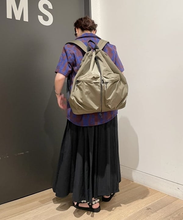 IZUMI MAYUMIさんの「BEAMS WOMEN｜bPr BEAMS / ベーシック アンブレラ 2」を使ったコーディネート