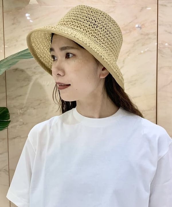 AONO SHIKAMAさんの「BEAMS WOMEN｜スタイリスト佐藤佳菜子 × SLOANE × Demi-Luxe BEAMS / 別注 ショートTシャツ」を使ったコーディネート