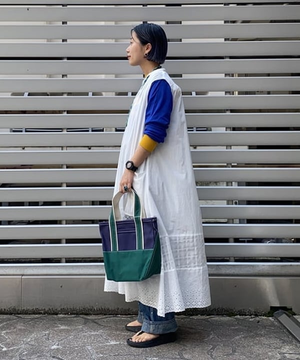 オカモト ミサキさんの「BEAMS WOMEN｜L.L.Bean / Deep Bottom Deluxe Boat and Tote S」を使ったコーディネート