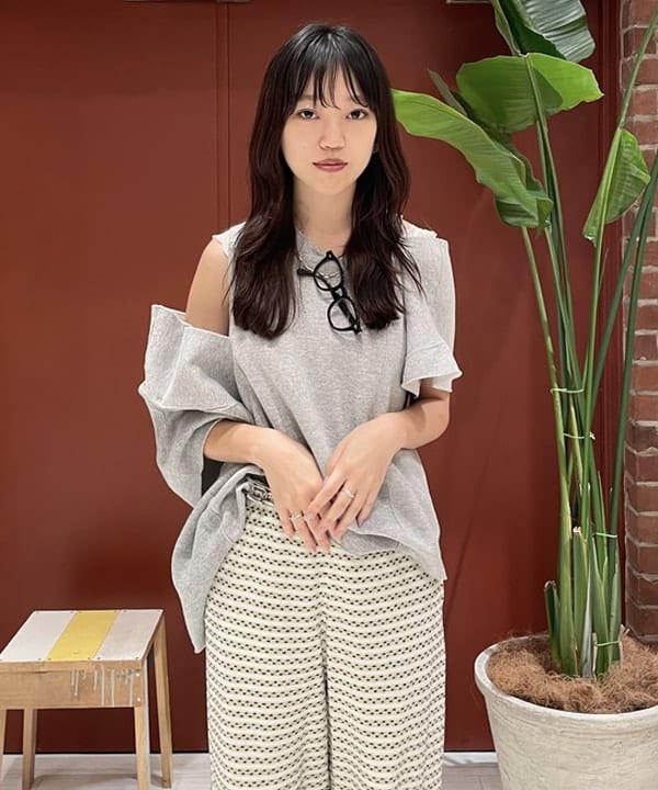 サカサイスズカさんの「BEAMS WOMEN｜Chaco × BEAMS BOY / 別注 Z CLOUD 24SS」を使ったコーディネート