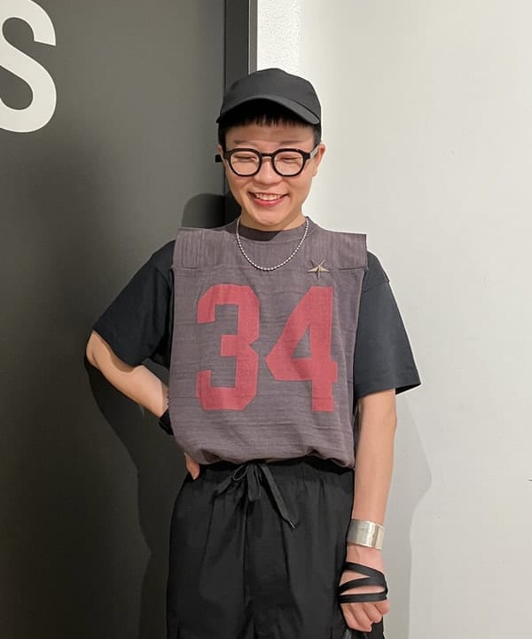 土田 達也さんの「BEAMS WOMEN｜エア ライト 折り畳み傘」を使ったコーディネート