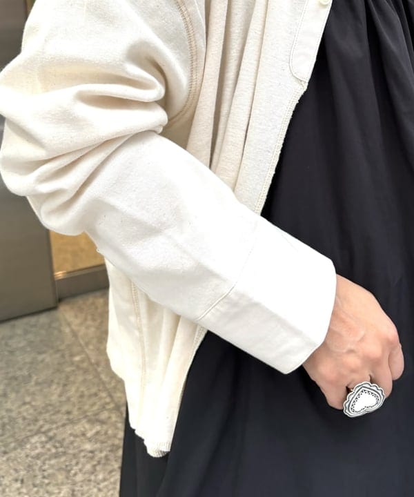 つぼさんの「BEAMS WOMEN｜SOFT CREAM / PATCH BADGE」を使ったコーディネート