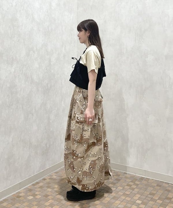 田中 里実さんの「BEAMS WOMEN｜Ray BEAMS / フリル ギャザー つけ襟 ブラウス」を使ったコーディネート