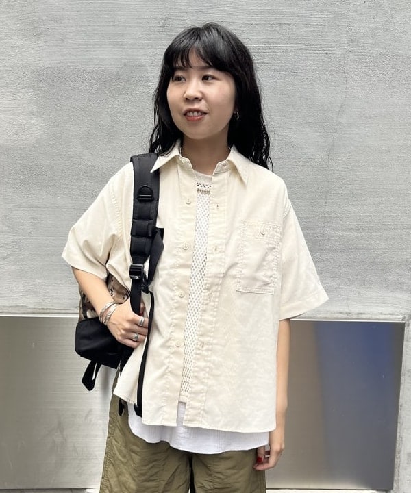 ミナミマリコさんの「BEAMS WOMEN｜GREGORY × BEAMS BOY / 別注 CHOCO CHIP CAMO NICE DAY」を使ったコーディネート