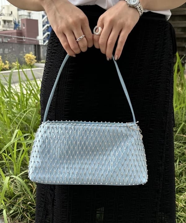 ちりこさんの「BEAMS WOMEN｜MIYAO &times; Ray BEAMS / 別注 NOUS SOMMES DES FLEURS Tシャツ」を使ったコーディネート