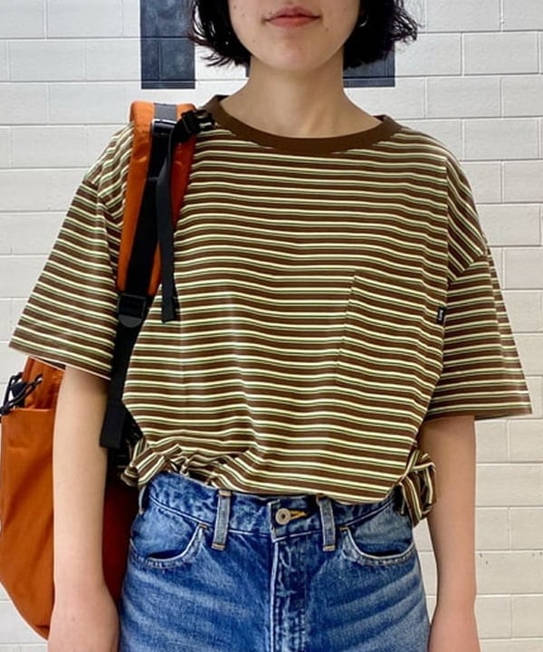 鈴木 悠里さんの「BEAMS WOMEN｜Day Pack 2 Compartments」を使ったコーディネート