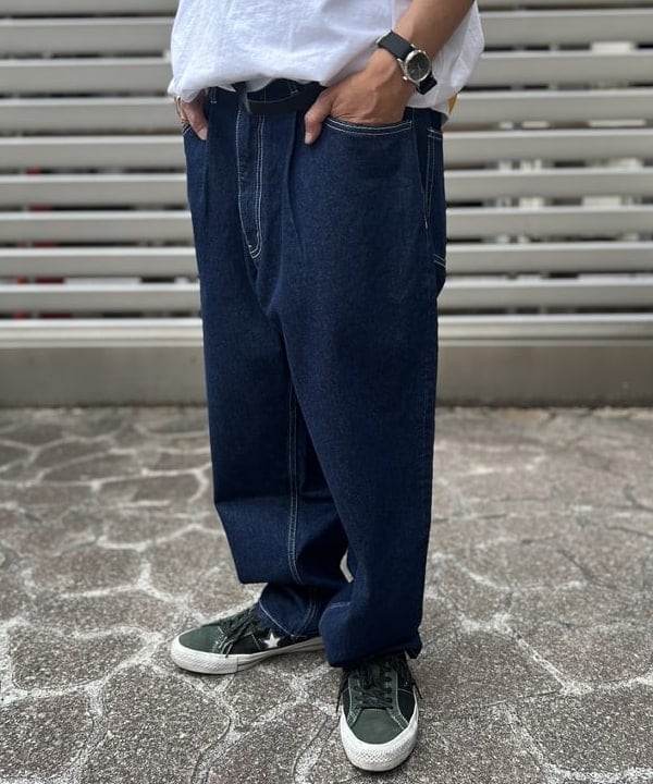 ザキサンさんの「BEAMS WOMEN｜ワイド テーパード デニム」を使ったコーディネート