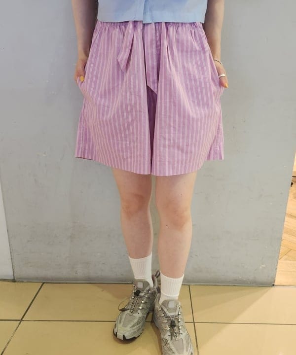 saori KATOさんの「BEAMS WOMEN｜Ray BEAMS / ティアード クロップド シャツ」を使ったコーディネート