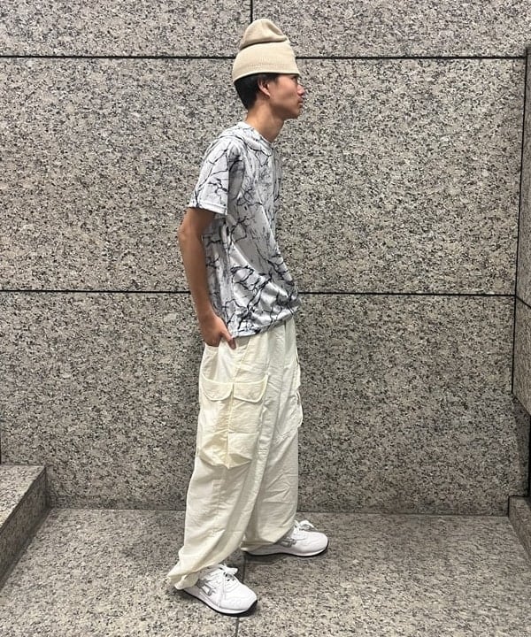 宮越 拓斗さんの「BEAMS WOMEN｜BEAMS / メッシュ プリント ルーズTシャツ」を使ったコーディネート