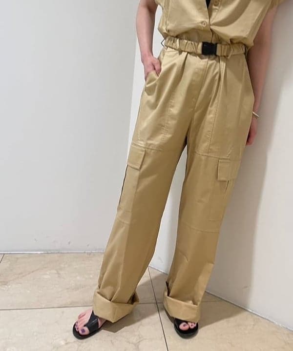 Ichika Hondaさんの「BEAMS WOMEN｜Devotion TWINS / コットン ショートスリーブ ジャンプスーツ」を使ったコーディネート