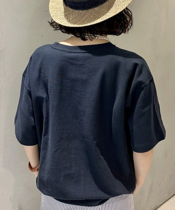 小原 もこさんの「BEAMS WOMEN｜BEAMS BOY / 樹脂 パール ロング ネックレス」を使ったコーディネート