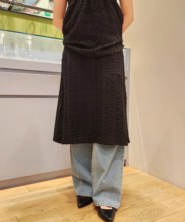 saori KATOさんの「BEAMS WOMEN｜Ray BEAMS / シャーリング ストレッチ スリット ワンピース」を使ったコーディネート