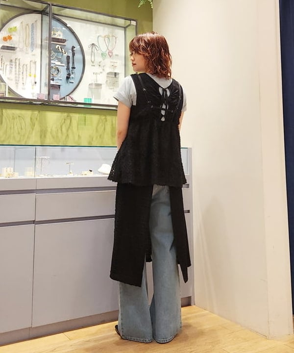 saori KATOさんの「BEAMS WOMEN｜Ray BEAMS / シャーリング ストレッチ スリット ワンピース」を使ったコーディネート