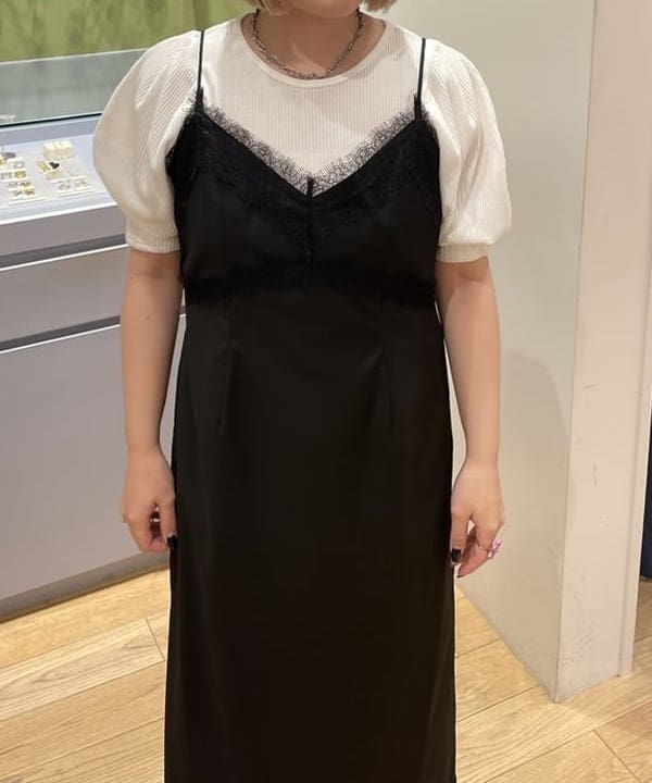 chikaさんの「BEAMS WOMEN｜Ray BEAMS / リブ タック ボリューム スリーブ Tシャツ」を使ったコーディネート