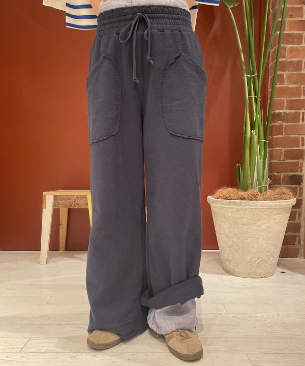 サカサイスズカさんの「BEAMS WOMEN｜maturely /  Linen Blend Work Easy Pants」を使ったコーディネート