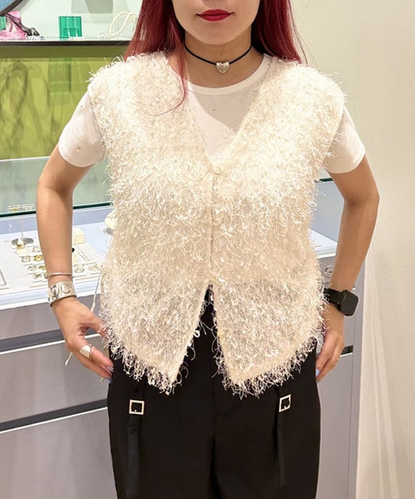 オカベ　アヤカさんの「BEAMS WOMEN｜Ray BEAMS / フリンジ 2Way ノースリーブ トップス」を使ったコーディネート