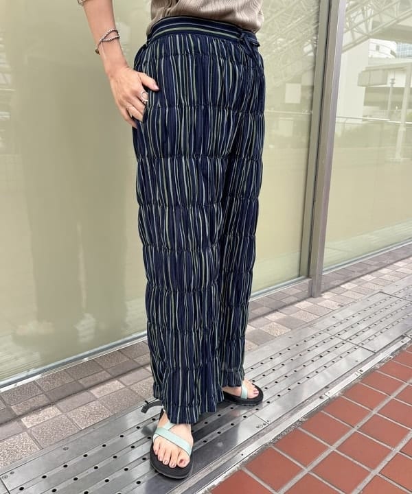 矢野(青木)優香さんの「BEAMS WOMEN｜BEAMS BOY / ランダム リブ クルーネック ショートスリーブ」を使ったコーディネート