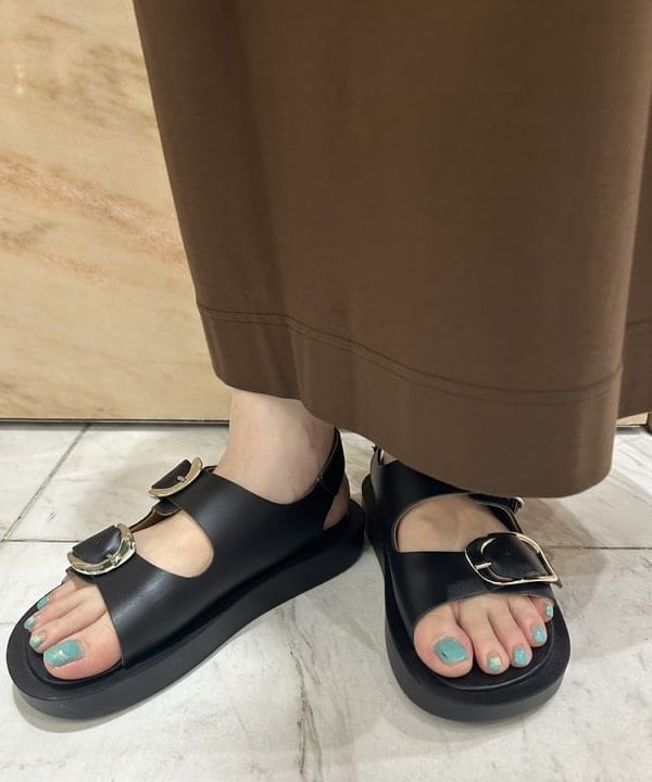 西村 章代さんの「BEAMS WOMEN｜スタイリスト佐藤佳菜子 × SLOANE × Demi-Luxe BEAMS / 別注 タックスリーブ ワンピース」を使ったコーディネート