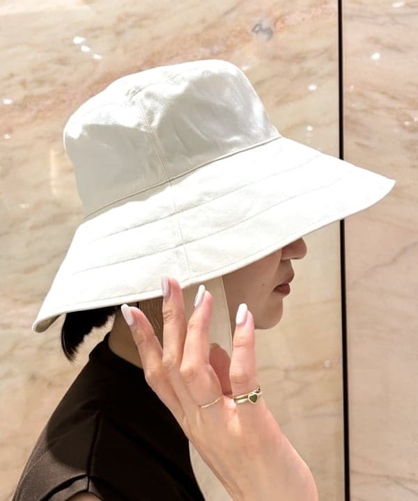 西村 章代さんの「BEAMS WOMEN｜スタイリスト佐藤佳菜子 × SLOANE × Demi-Luxe BEAMS / 別注 タックスリーブ ワンピース」を使ったコーディネート