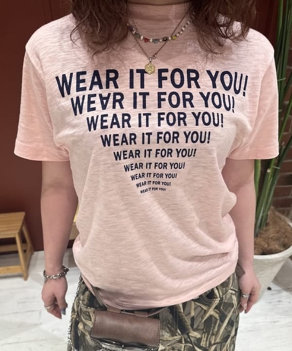 竹村 澄玲さんの「BEAMS WOMEN｜orSlow × BEAMS / 別注 SUPER DAD’S CAMO SHORTS」を使ったコーディネート