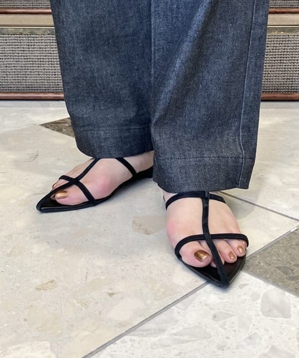 蒲原 捺美さんの「BEAMS WOMEN｜エディター坪田あさみ &times; woadblue &times; Demi-Luxe BEAMS / 別注 2タック デニムパンツ」を使ったコーディネート