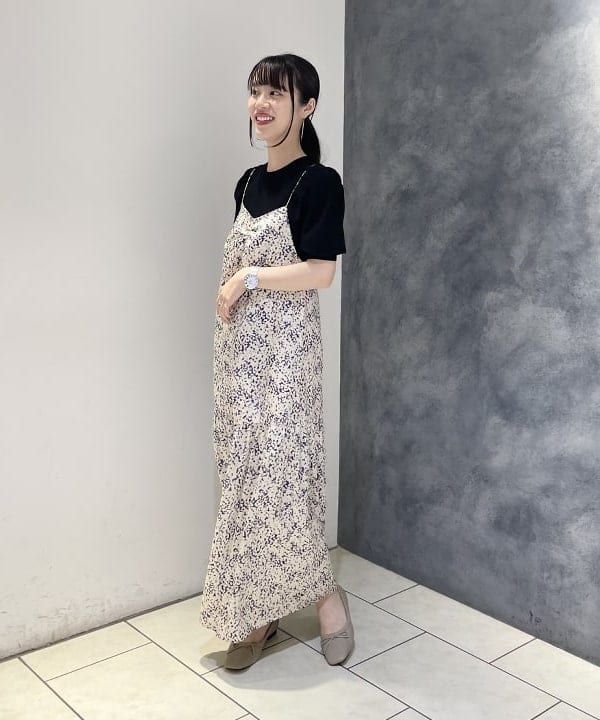 高木 菜央さんの「BEAMS WOMEN｜Demi-Luxe BEAMS / パフスリーブ プルオーバー」を使ったコーディネート