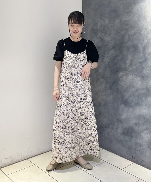 高木 菜央さんの「BEAMS WOMEN｜Demi-Luxe BEAMS / パフスリーブ プルオーバー」を使ったコーディネート