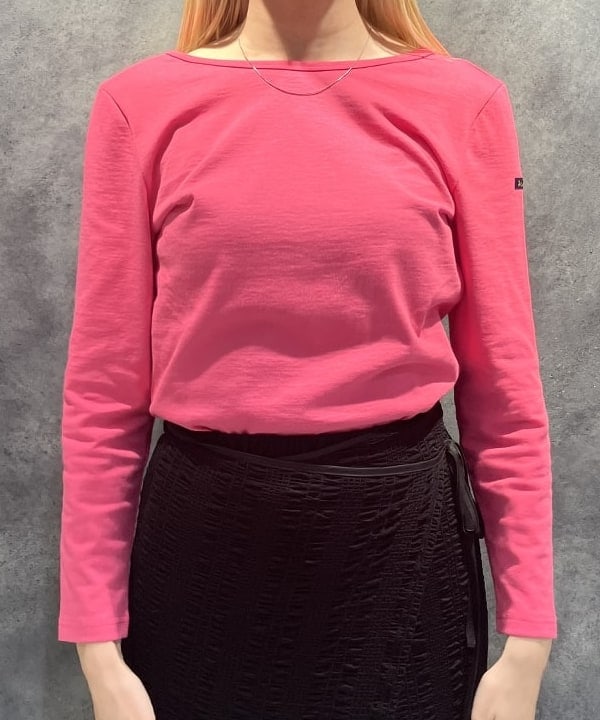 nodokaさんの「BEAMS WOMEN｜Le minor / マドモアゼル バックUネック カットソー」を使ったコーディネート