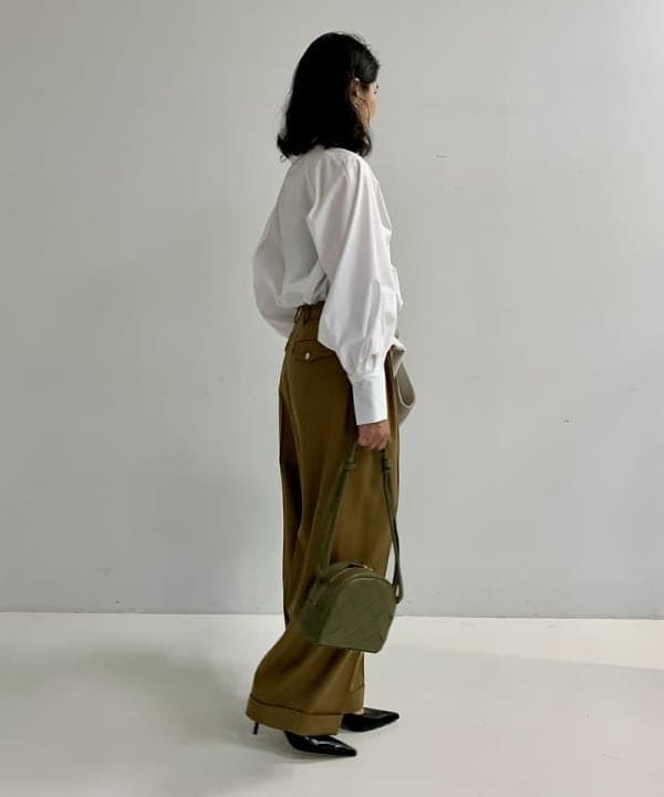 松元 晴佳さんの「BEAMS WOMEN｜ウール リバー ロングジレ」を使ったコーディネート