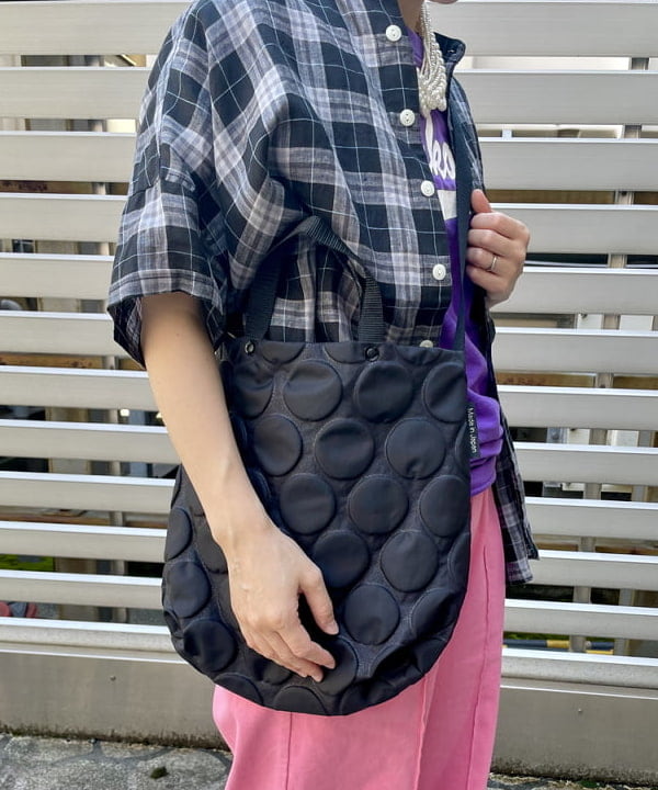 コウリキ　マミさんの「BEAMS WOMEN｜BAG'n'NOUN × BEAMS BOY / 別注 ドット バッグ」を使ったコーディネート