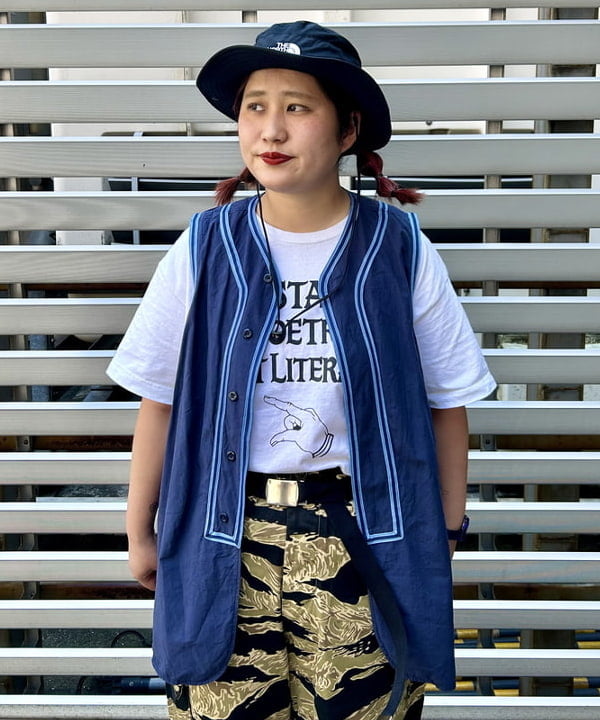 Kyooka Sayakaさんの「BEAMS WOMEN｜BEAMS BOY / ベースボール ノースリーブ シャツ」を使ったコーディネート