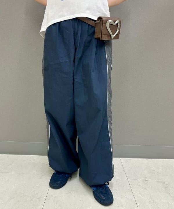 ヒカリさんの「BEAMS WOMEN｜XOLO JEWELRY × Ray BEAMS / 別注 Big Heart Necklace」を使ったコーディネート