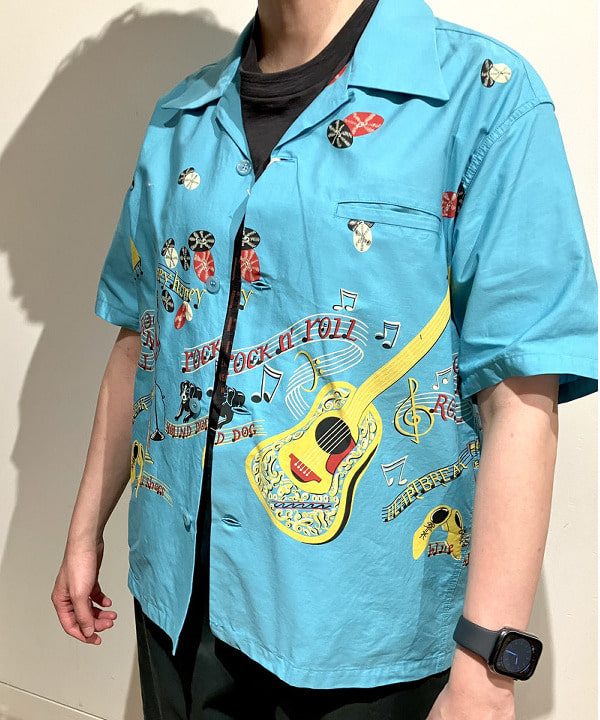 みかみさんの「BEAMS WOMEN｜ラインロゴ ショートスリーブ Tシャツ」を使ったコーディネート