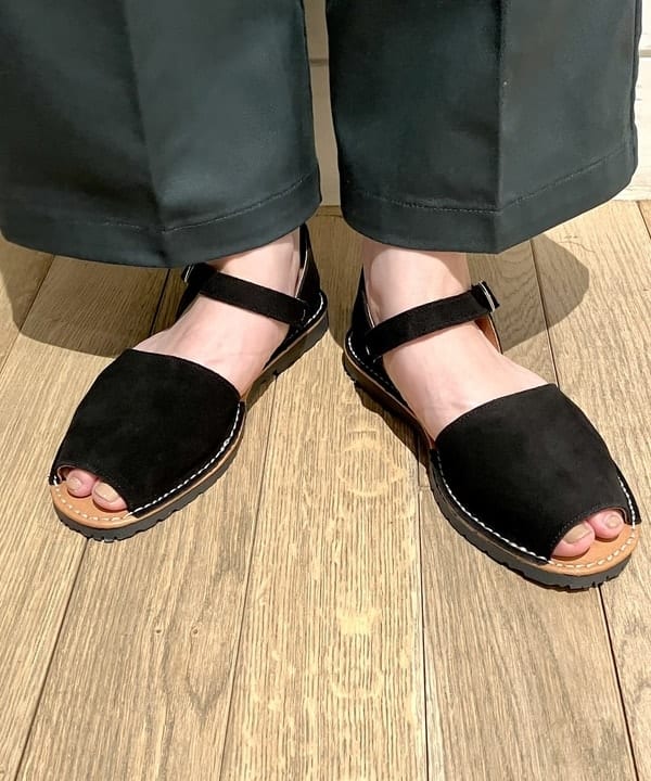 みかみさんの「BEAMS WOMEN｜ラインロゴ ショートスリーブ Tシャツ」を使ったコーディネート