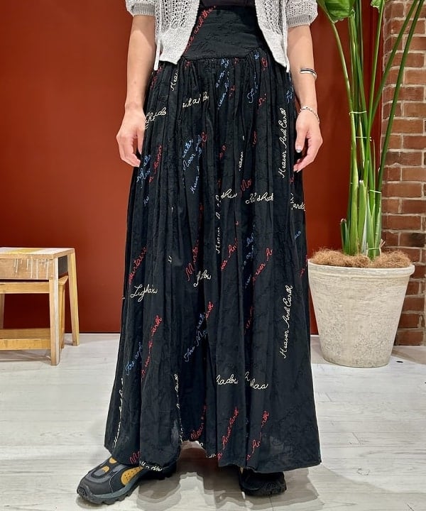 marieさんの「BEAMS WOMEN｜ボーイ ベーシック Tシャツ」を使ったコーディネート