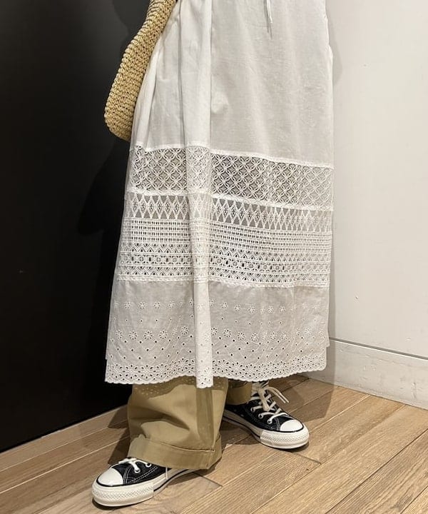 安藤 菜央さんの「BEAMS WOMEN｜BEAMS BOY / ミリタリー チノパンツ」を使ったコーディネート