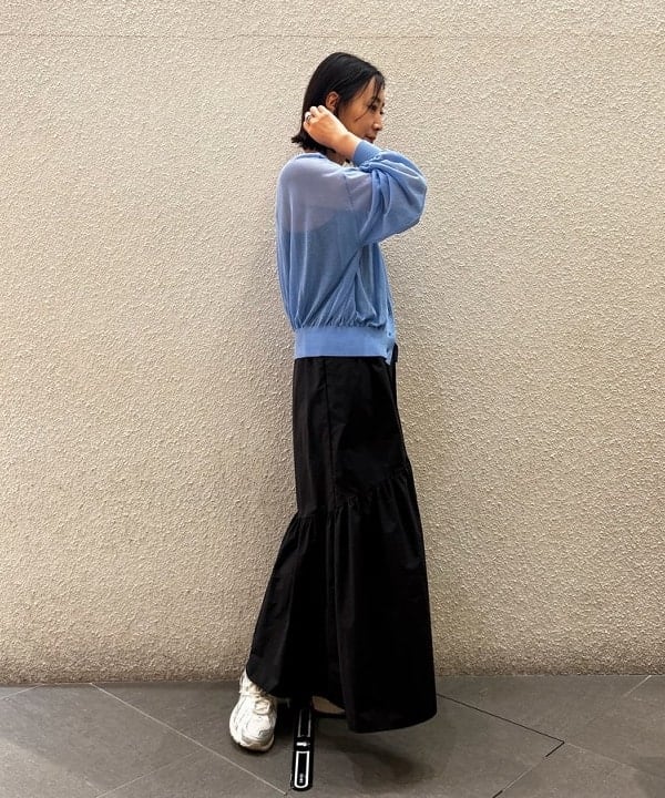 川口 恵さんの「BEAMS WOMEN｜Ray BEAMS / シアー ギャザー クルーネック カーディガン」を使ったコーディネート