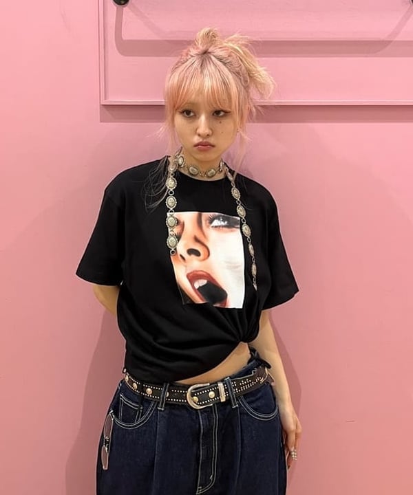 コスゲさんの「BEAMS WOMEN｜The Printed Image / BANDANA」を使ったコーディネート