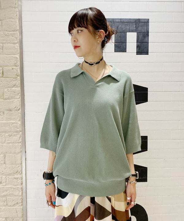 りかちょび/岸本梨佳さんの「BEAMS WOMEN｜Otro Accesorio / フラワー リング」を使ったコーディネート