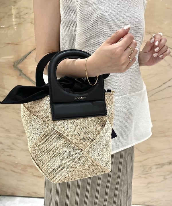 shirakiさんの「BEAMS WOMEN｜Demi-Luxe BEAMS / リネン混 ストライプ スカート」を使ったコーディネート
