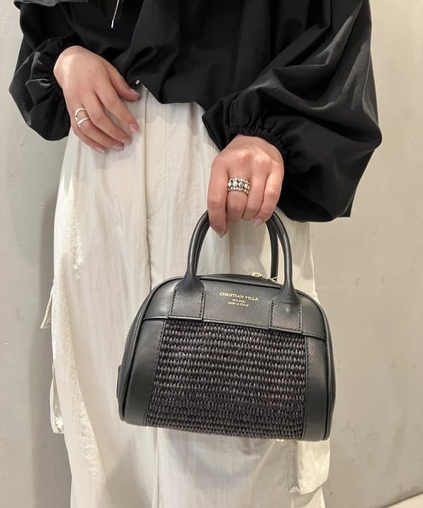 CHIHIROさんの「BEAMS WOMEN｜ドルマン ボリューム プルオーバー」を使ったコーディネート