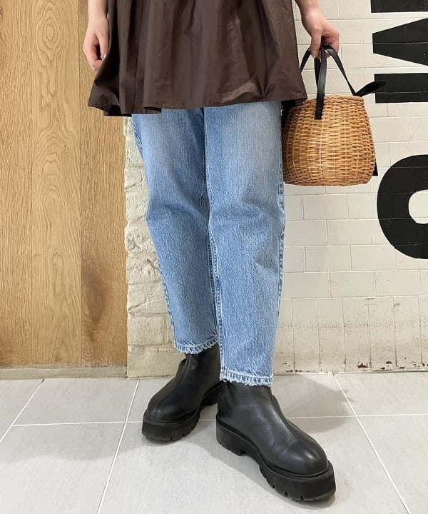 CHIHIROさんの「BEAMS WOMEN｜Devotion TWINS / コットンギャザー ショートドレス」を使ったコーディネート